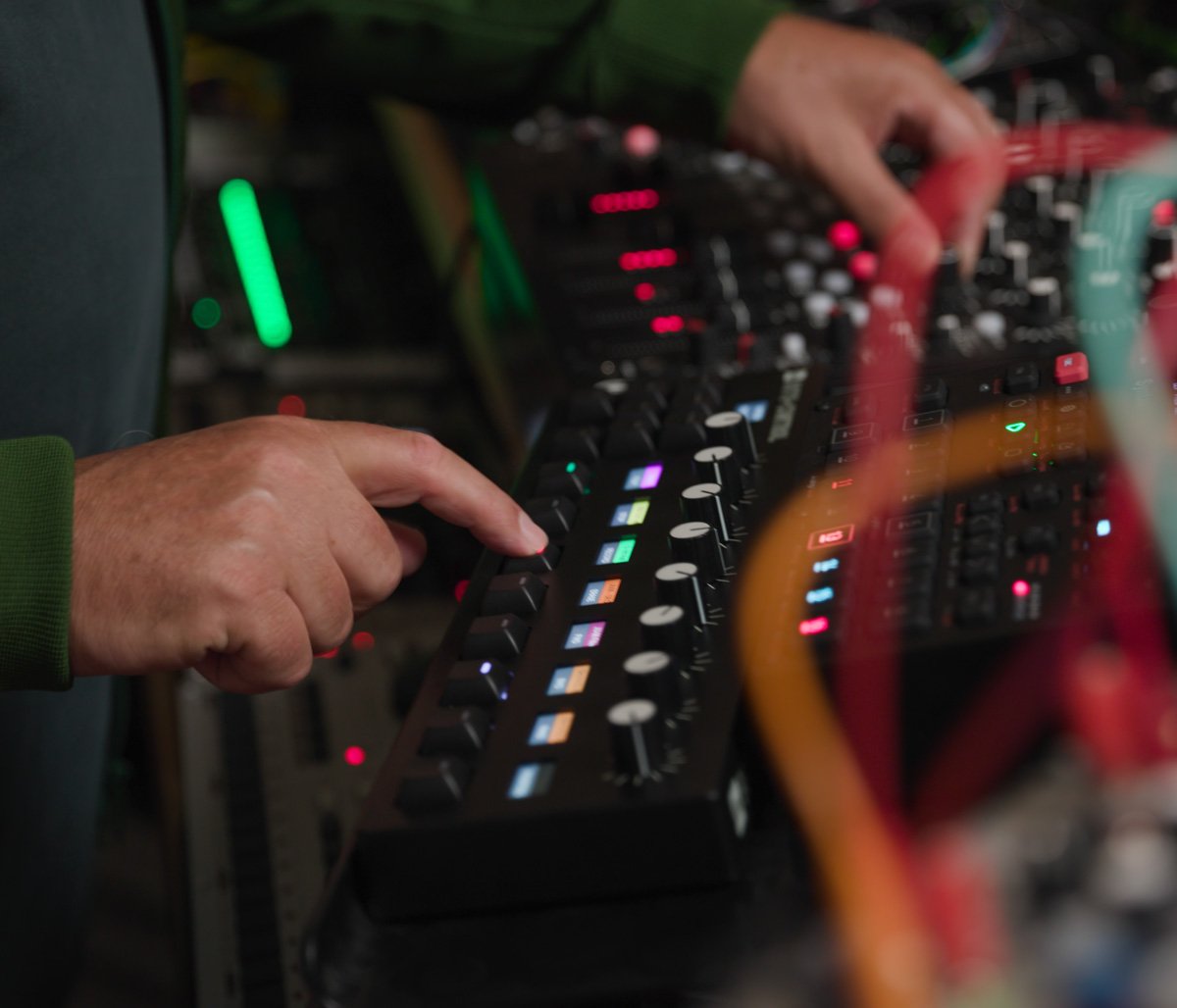 Melbourne Instruments Roto-Control Motorized MIDI Controller